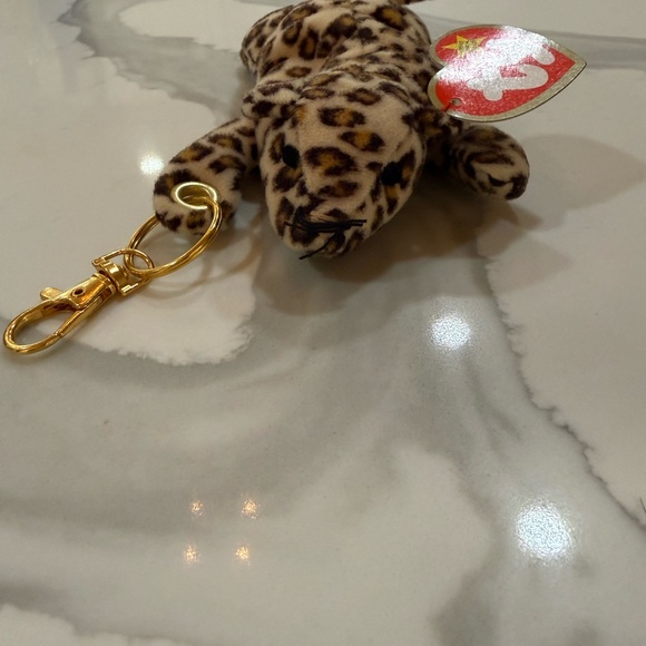Upcycled 90s Ty Teenie Beanie McDonald’s Freckles the Leopard Key Chain - Picture 2 of 6